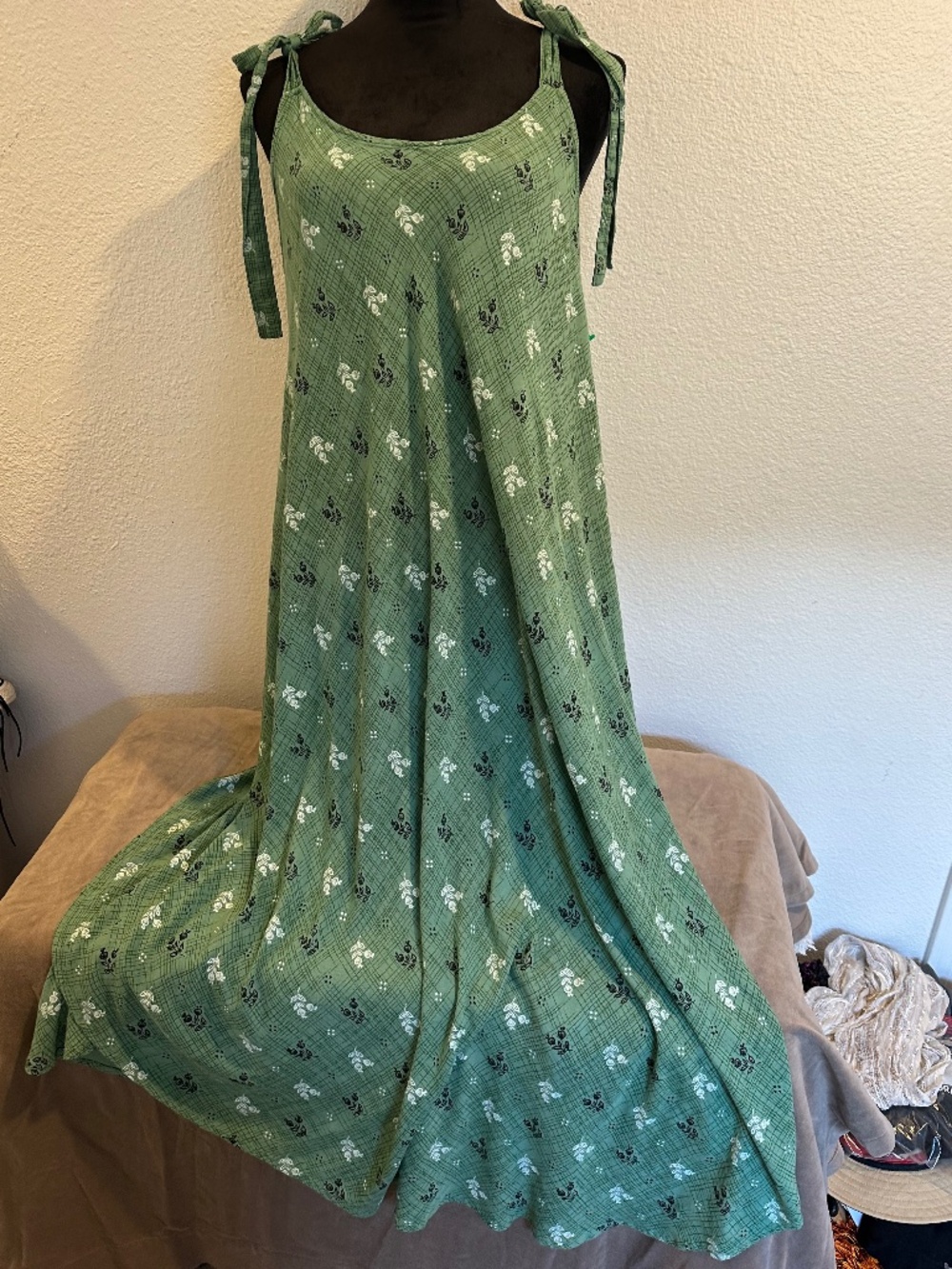 Cottage maxi Gown!